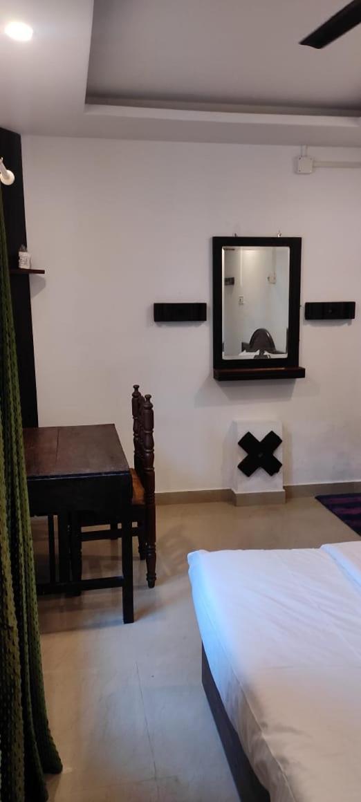 Vedha Beach Resort Alappuzha Екстериор снимка